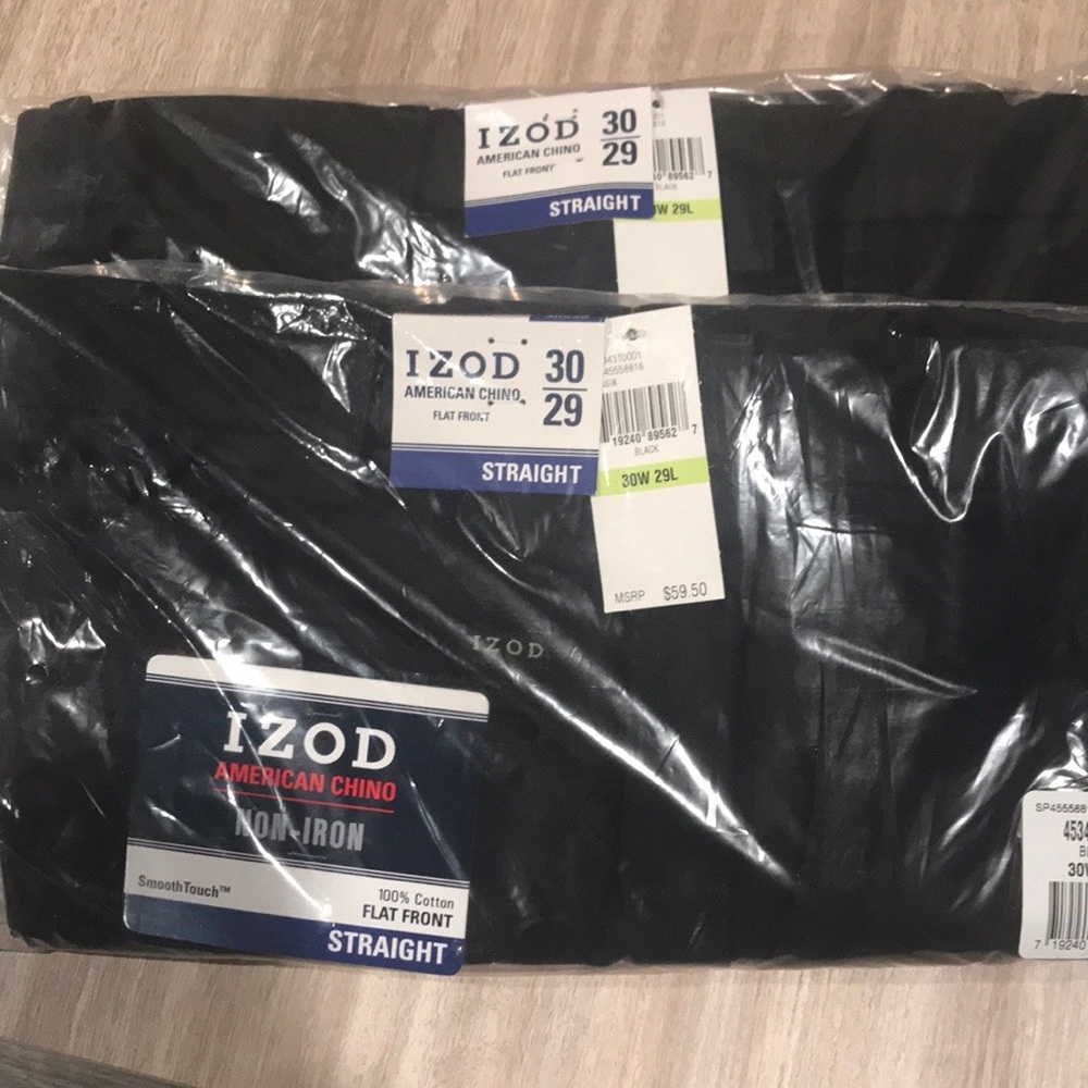 2️⃣ pair Izod American Chinos